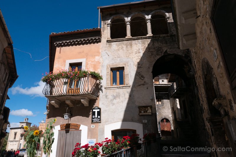 What to see in Scanno Via Silla