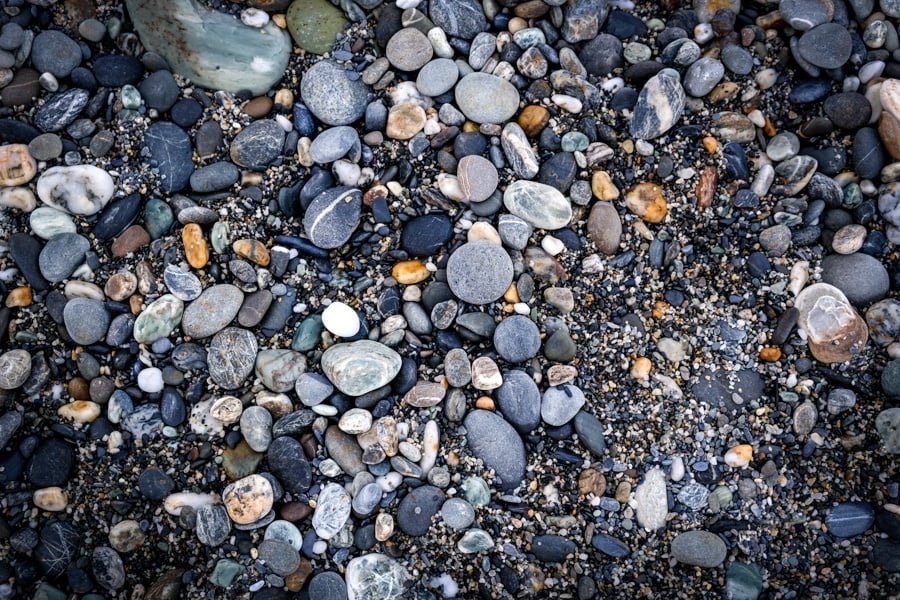 Guijarros Negros Playa Qixingtan Hualien