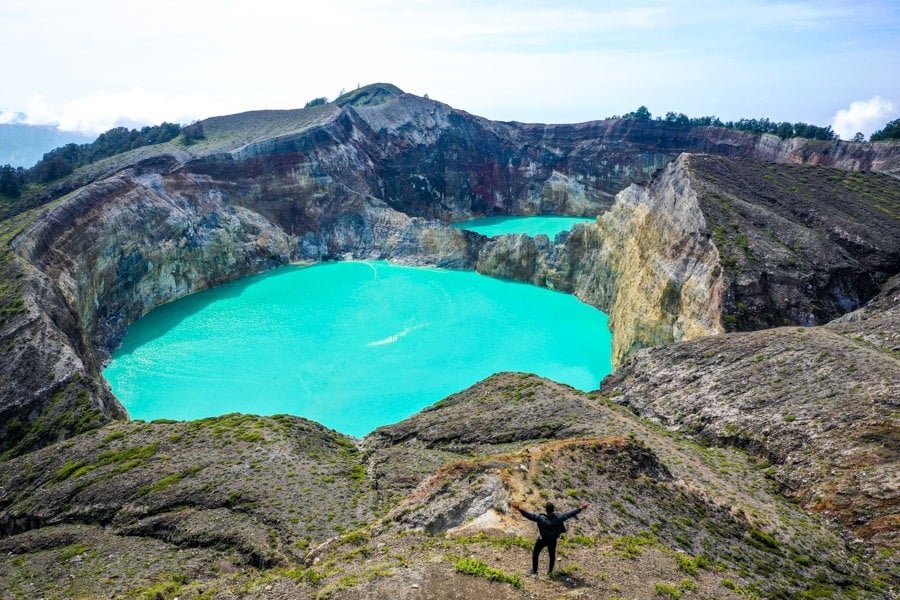 Lagos gemelos Kelimutu en Flores Indonesia