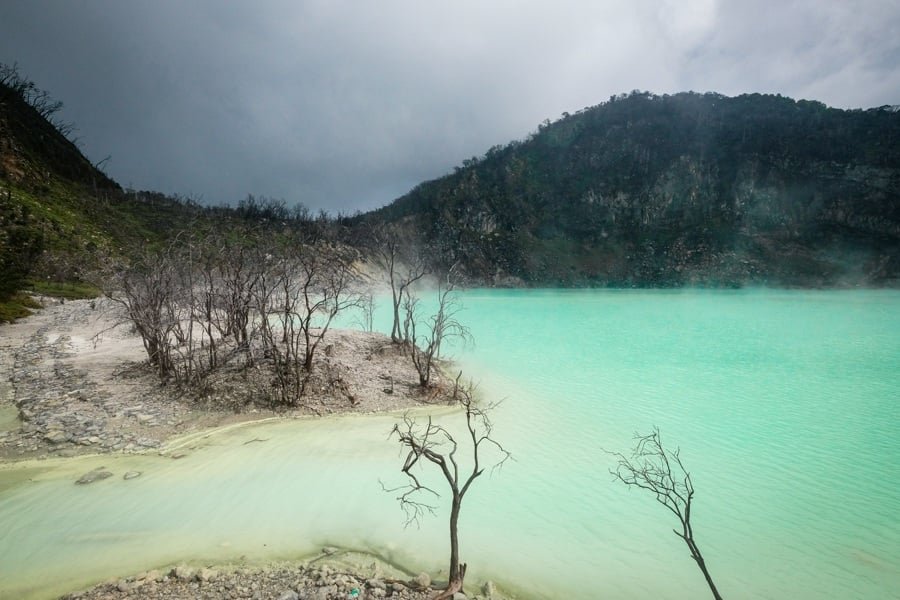 Lago de azufre