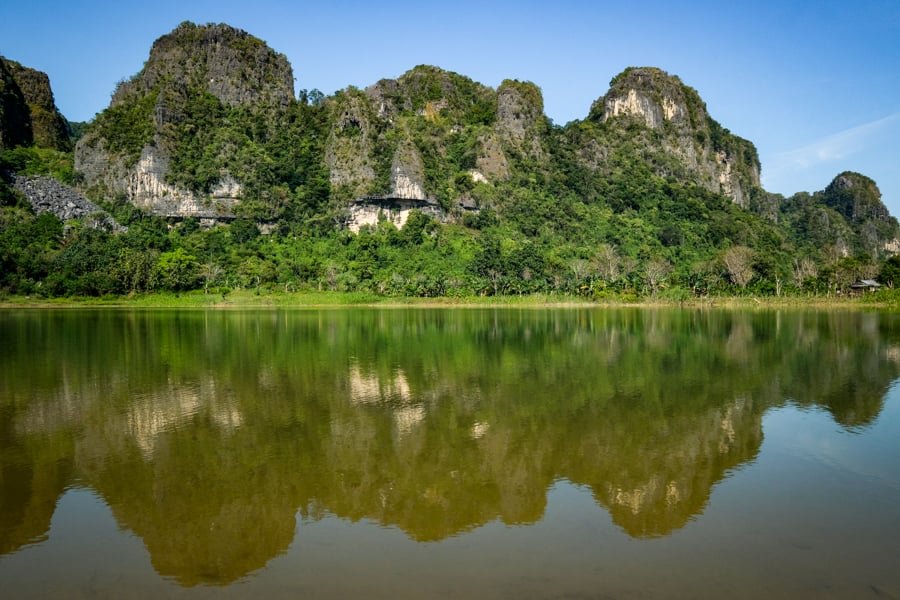 Tonasa Lago Verde Sulawesi Indonesia