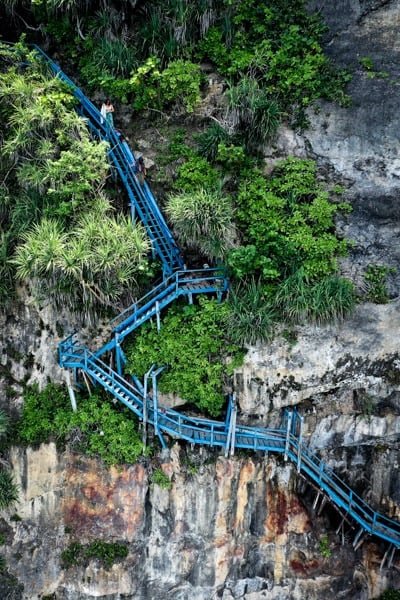 Cascada Peguyangan Nusa Penida Bali Drone Escaleras Azules