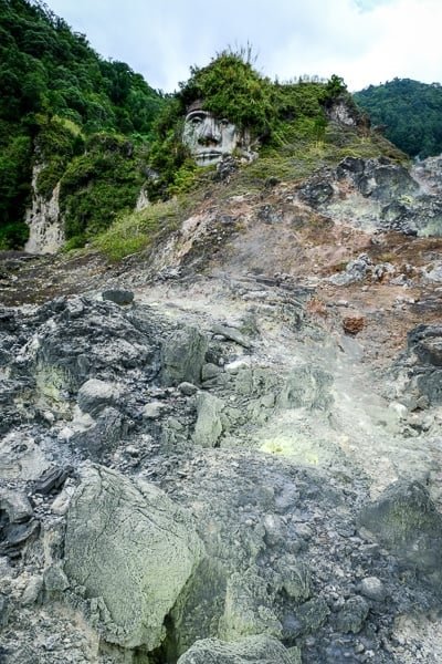 Respiraderos volcánicos y ollas geotérmicas de Tomohon