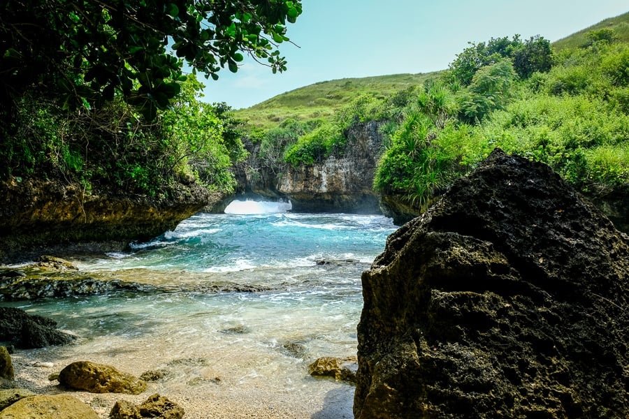 Playa de Lumangan en Nusa Penida Bali