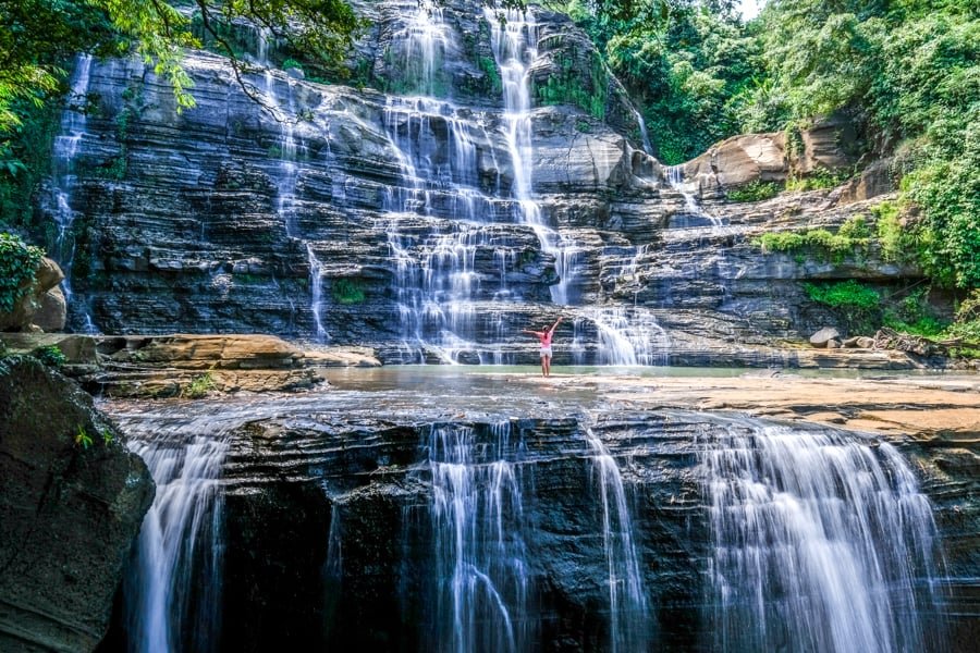 Cascada Curug Cigangsa Geoparque Ciletuh Java Occidental Indonesia