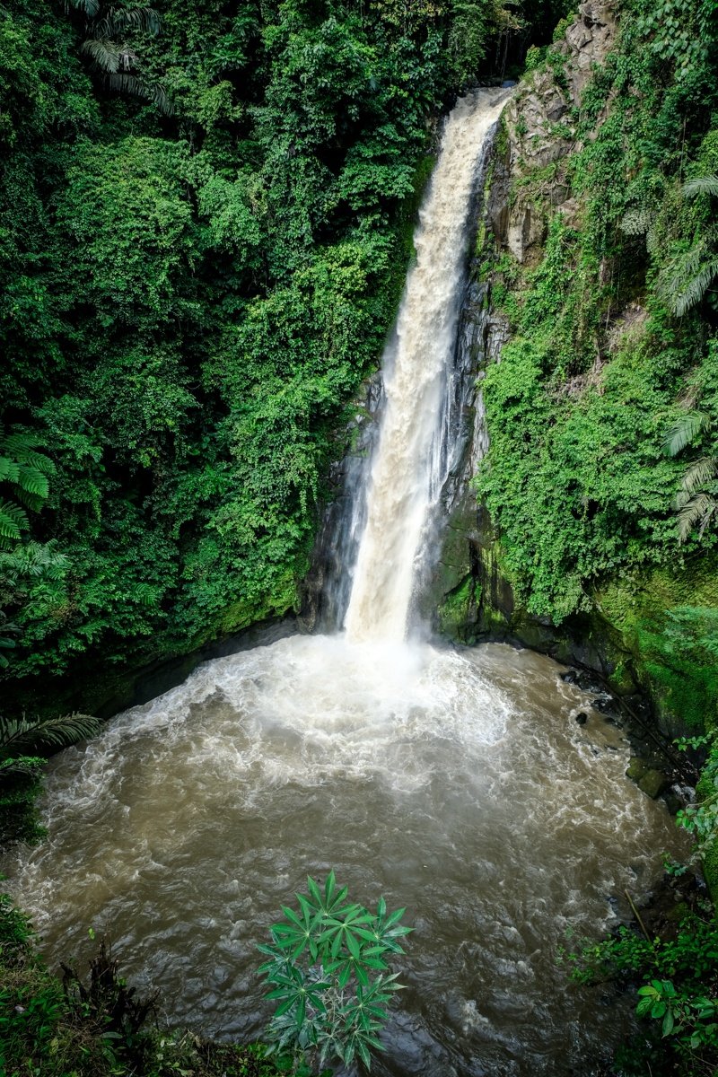 Cascada Air Terjun Desa Tincep en Tomohon Sulawesi