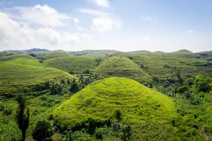 Green Teletubbies Hill en Nusa Penida, Bali