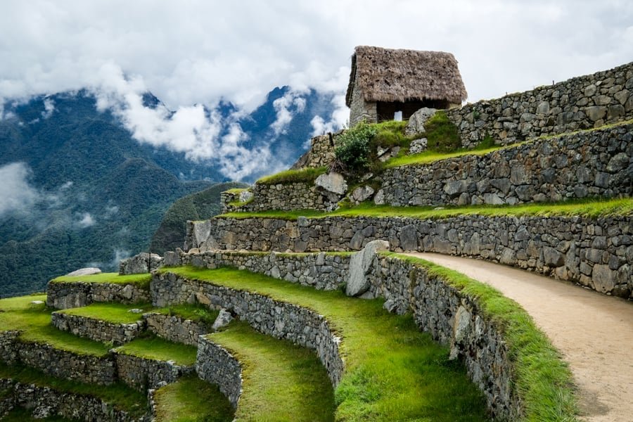 Top 10 mejores cosas que hacer en Machu Picchu Perú Green Terraces's House