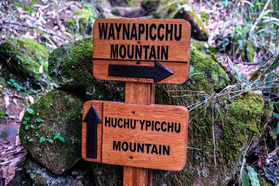 Signo de madera de Huchuy Picchu