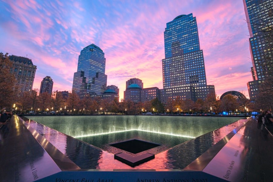 Atardecer en las piscinas del Memorial del 11 de septiembre